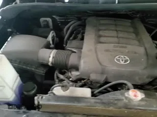 ✅ 2019 Toyota Tundra Platinum • VIN: 5TFAY5F15KX845592 • Лот: 93789535. Опубликован ранее на Copart с пробегом 75 436 миль. Бесплатный доступ к архиву аукционных продаж из США и подробный отчёт об истории автомобиля на DreamBid. Изображение 15.