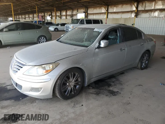 ✅ 2010 Hyundai Genesis • VIN: KMHGC4DF2AU075137 • Lot: 67096095. Wystawiony na Copart z przebiegiem Nie podano. Bezpłatny archiwum sprzedaży aukcyjnych z USA i szczegółowy raport historii pojazdu na DreamBid. Zdjęcie 1.