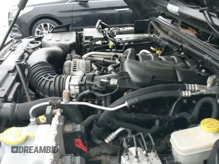 ✅ 2015 Jeep Wrangler Unlimited Sport • VIN: 1C4BJWDG6FL670739 • Lot: 42917710. Wystawiony na IAAI z przebiegiem 126 375 mil. Bezpłatny archiwum sprzedaży aukcyjnych z USA i szczegółowy raport historii pojazdu na DreamBid. Zdjęcie 20.