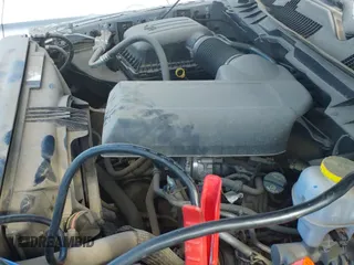 ✅ 2023 Ram 1500 Tradesman • VIN: 3C6RR6KG5PG550852 • Lot: 41248074. Wystawiony na IAAI z przebiegiem 10 918 mil. Bezpłatny archiwum sprzedaży aukcyjnych z USA i szczegółowy raport historii pojazdu na DreamBid. Zdjęcie 20.