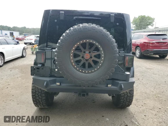 ✅ 2015 Jeep Wrangler Unlimited Rubicon • VIN: 1C4HJWFG2FL529996 • Lot: 51436694. Wystawiony na Copart z przebiegiem 71 863 mil. Bezpłatny archiwum sprzedaży aukcyjnych z USA i szczegółowy raport historii pojazdu na DreamBid. Zdjęcie 6.