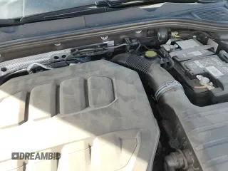 ✅ 2024 Volkswagen Golf GTI 380 S • VIN: WVWHA7CD9RW134197 • Lot: 82235995. Listed on Copart with 54,987 mi. Free auction sales archive from the USA and detailed vehicle history report at DreamBid. Image 13.