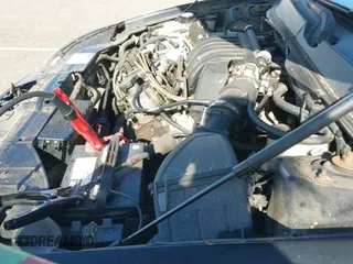 ✅ 2001 Ford Taurus • VIN: 1FAHP55U51G273957 • Lot: 42211266. Wystawiony na IAAI z przebiegiem 198 797 mil. Bezpłatny archiwum sprzedaży aukcyjnych z USA i szczegółowy raport historii pojazdu na DreamBid. Zdjęcie 12.