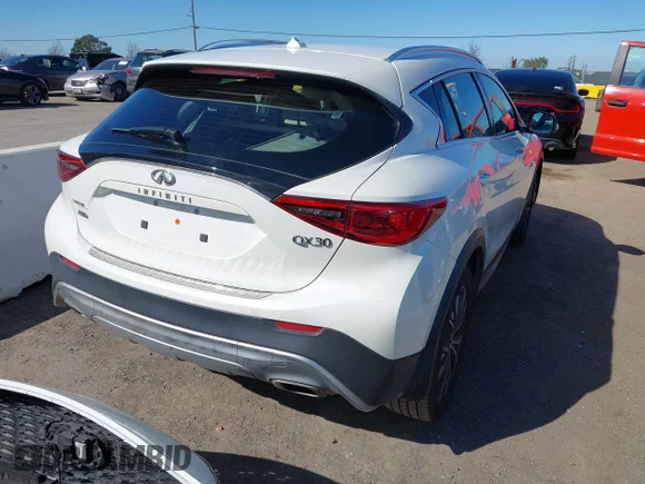 ✅ 2018 Infiniti QX30 Luxury • VIN: SJKCH5CR1JA005035 • Lot: 41690695. Listed on IAAI with 79,943 mi. Free auction sales archive from the USA and detailed vehicle history report at DreamBid. Image 4.