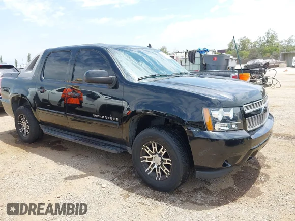 ✅ 2008 Chevrolet Avalanche LTZ • VIN: 3GNFK12368G253131 • Lot: 45468378. Wystawiony na IAAI z przebiegiem 198 894 mil. Bezpłatny archiwum sprzedaży aukcyjnych z USA i szczegółowy raport historii pojazdu na DreamBid. Zdjęcie 1.