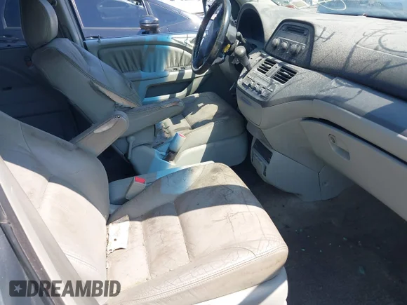 ✅ 2006 Honda Odyssey EX-L • VIN: 5FNRL38786B023957 • Lot: 45038563. Listed on IAAI with Not provided. Free auction sales archive from the USA and detailed vehicle history report at DreamBid. Image 5.