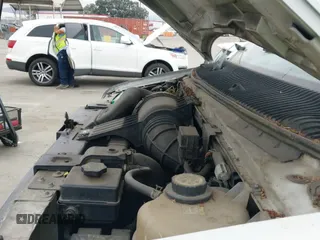 ✅ 2005 Ford Econoline Cargo • VIN: 1FTNE24WX5HA79820 • Lot: 42805831. Wystawiony na IAAI z przebiegiem 250 128 mil. Bezpłatny archiwum sprzedaży aukcyjnych z USA i szczegółowy raport historii pojazdu na DreamBid. Zdjęcie 12.