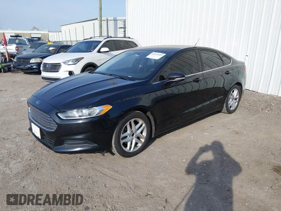 ✅ 2015 Ford Fusion SE • VIN: 3FA6P0H70FR160336 • Lot: 44515609. Wystawiony na IAAI z przebiegiem 201 061 mil. Bezpłatny archiwum sprzedaży aukcyjnych z USA i szczegółowy raport historii pojazdu na DreamBid. Zdjęcie 2.