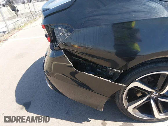 ✅ 2019 Honda Accord Sport • VIN: 1HGCV1F36KA061020 • Lot: 45117592. Wystawiony na IAAI z przebiegiem 89 275 mil. Bezpłatny archiwum sprzedaży aukcyjnych z USA i szczegółowy raport historii pojazdu na DreamBid. Zdjęcie 6.