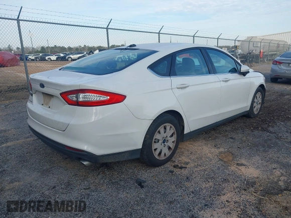 ✅ 2013 Ford Fusion S • VIN: 3FA6P0G79DR382436 • Lot: 44189946. Wystawiony na IAAI z przebiegiem 241 633 mil. Bezpłatny archiwum sprzedaży aukcyjnych z USA i szczegółowy raport historii pojazdu na DreamBid. Zdjęcie 4.