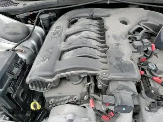 ✅ 2010 Dodge Challenger SE • VIN: 2B3CJ4DV4AH322761 • Lot: 86652574. Wystawiony na Copart z przebiegiem 142 726 mil. Bezpłatny archiwum sprzedaży aukcyjnych z USA i szczegółowy raport historii pojazdu na DreamBid. Zdjęcie 13.