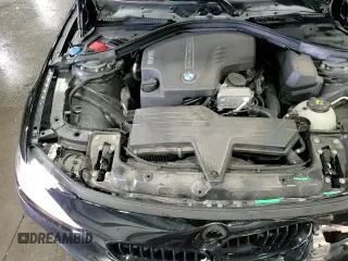 ✅ 2017 BMW 3 Series 320i xDrive • VIN: WBA8A3C39HK692845 • Lot: 68385305. Wystawiony na Copart z przebiegiem 73 417 mil. Bezpłatny archiwum sprzedaży aukcyjnych z USA i szczegółowy raport historii pojazdu na DreamBid. Zdjęcie 15.