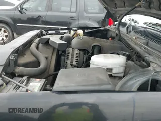 ✅ 2003 GMC Yukon SLT • VIN: 1GKEK13Z13R174728 • Lot: 42691315. Wystawiony na IAAI z przebiegiem 245 792 mil. Bezpłatny archiwum sprzedaży aukcyjnych z USA i szczegółowy raport historii pojazdu na DreamBid. Zdjęcie 12.