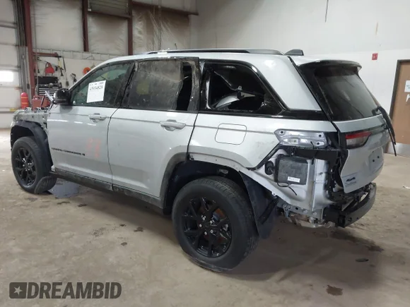 ✅ 2025 Jeep Grand Cherokee Altitude X • VIN: 1C4RJHAG4SC336508 • Lot: 43934820. Listed on IAAI with Not provided. Free auction sales archive from the USA and detailed vehicle history report at DreamBid. Image 3.