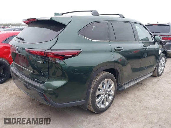✅ 2024 Toyota Highlander Hybrid Limited • VIN: 5TDXBRCH5RS625342 • Lot: 41331222. Wystawiony na IAAI z przebiegiem 9 663 mil. Bezpłatny archiwum sprzedaży aukcyjnych z USA i szczegółowy raport historii pojazdu na DreamBid. Zdjęcie 4.