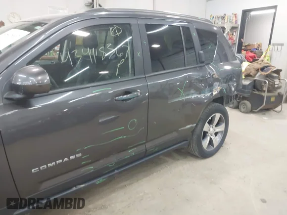 ✅ 2016 Jeep Compass High Altitude • VIN: 1C4NJDEB0GD799737 • Лот: 43418367. Опубліковано раніше на IAAI з пробігом 92 236 миль. Безкоштовний доступ до архіву аукціонних продажів зі США та докладний звіт про історію автомобіля на DreamBid. Зображення 6.