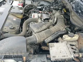 ✅ 2005 Ford Crown Victoria Standard • VIN: 2FAFP73W25X117107 • Lot: 41838842. Listed on IAAI with 224,720 mi. Free auction sales archive from the USA and detailed vehicle history report at DreamBid. Image 19.