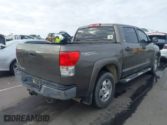 ✅ 2010 Toyota Tundra • VIN: 5TFEY5F14AX087373 • Lot: 43993165. Wystawiony na IAAI z przebiegiem Nie podano. Bezpłatny archiwum sprzedaży aukcyjnych z USA i szczegółowy raport historii pojazdu na DreamBid. Zdjęcie 4.