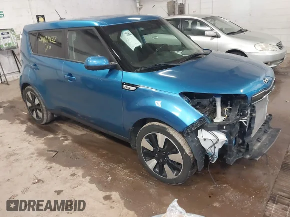 ✅ 2018 Kia Soul + • VIN: KNDJP3A56J7585462 • Лот: 44661422. Опубліковано раніше на IAAI з пробігом 105 866 миль. Безкоштовний доступ до архіву аукціонних продажів зі США та докладний звіт про історію автомобіля на DreamBid. Зображення 1.