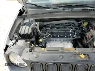 ✅ 2018 Jeep Renegade Altitude • VIN: ZACCJABB7JPG88833 • Лот: 85779845. Опубликован ранее на Copart с пробегом 72 615 миль. Бесплатный доступ к архиву аукционных продаж из США и подробный отчёт об истории автомобиля на DreamBid. Изображение 14.