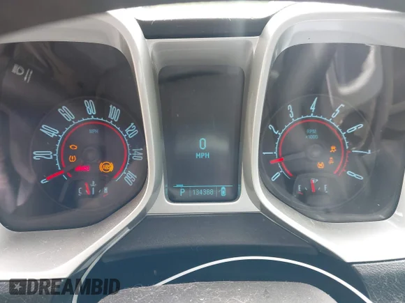 ✅ 2010 Chevrolet Camaro 1LT • VIN: 2G1FB1EV2A9131770 • Lot: 44792996. Wystawiony na IAAI z przebiegiem 134 388 mil. Bezpłatny archiwum sprzedaży aukcyjnych z USA i szczegółowy raport historii pojazdu na DreamBid. Zdjęcie 7.