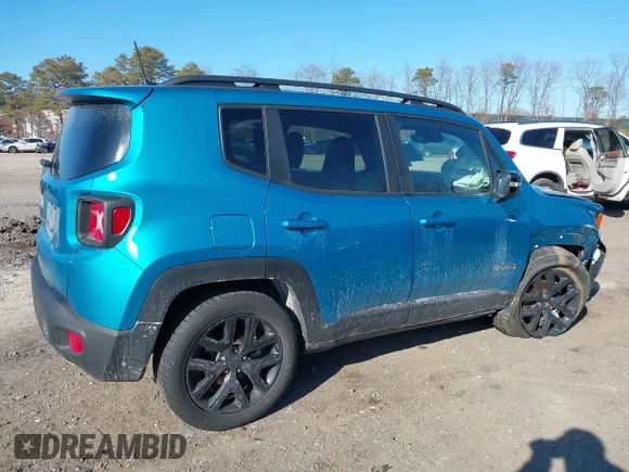 ✅ 2022 Jeep Renegade Altitude • VIN: ZACNJDE17NPN81698 • Lot: 41695087. Wystawiony na IAAI z przebiegiem 14 154 mil. Bezpłatny archiwum sprzedaży aukcyjnych z USA i szczegółowy raport historii pojazdu na DreamBid. Zdjęcie 4.