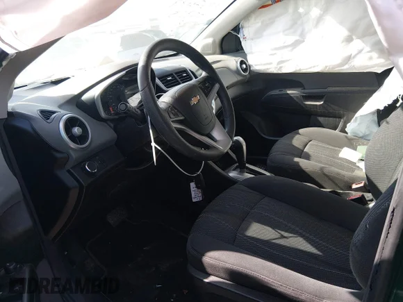 ✅ 2018 Chevrolet Sonic LT • VIN: 1G1JD5SH7J4107915 • Лот: 44232867. Опубликован ранее на IAAI с пробегом 72 775 миль. Бесплатный доступ к архиву аукционных продаж из США и подробный отчёт об истории автомобиля на DreamBid. Изображение 5.