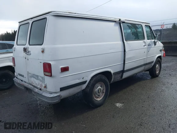 ✅ 1993 Chevrolet G20 • VIN: 2GCEG25K1P4133841 • Лот: 43955521. Опубліковано раніше на IAAI з пробігом 361 018 миль. Безкоштовний доступ до архіву аукціонних продажів зі США та докладний звіт про історію автомобіля на DreamBid. Зображення 4.