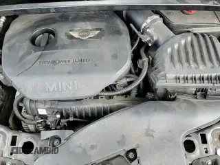 ✅ 2017 MINI Countryman Cooper • VIN: WMZYV5C35H3E02388 • Lot: 46535055. Listed on Copart with 48,568 mi. Free auction sales archive from the USA and detailed vehicle history report at DreamBid. Image 13.