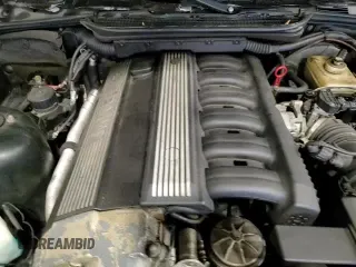 ✅ 1995 BMW 3 Series 325i • VIN: WBACB432XSFM05419 • Lot: 80364514. Wystawiony na Copart z przebiegiem 101 125 mil. Bezpłatny archiwum sprzedaży aukcyjnych z USA i szczegółowy raport historii pojazdu na DreamBid. Zdjęcie 13.