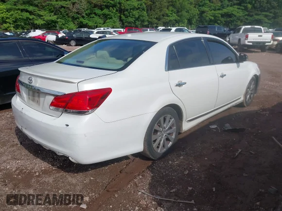 ✅ 2011 Toyota Avalon • VIN: 4T1BK3DB6BU439016 • Lot: 44966795. Listed on IAAI with 173,594 mi. Free auction sales archive from the USA and detailed vehicle history report at DreamBid. Image 4.