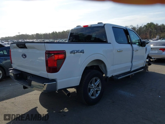 ✅ 2024 Ford F-150 XLT • VIN: 1FTFW3L87RKD31414 • Лот: 44729537. Опубліковано раніше на IAAI з пробігом 10 379 миль. Безкоштовний доступ до архіву аукціонних продажів зі США та докладний звіт про історію автомобіля на DreamBid. Зображення 4.