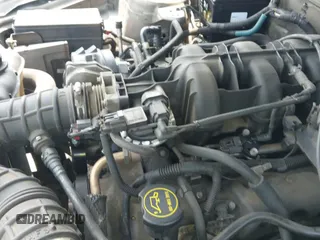 ✅ 2005 Ford Mustang Deluxe • VIN: 1ZVFT84N955183489 • Lot: 42473437. Listed on IAAI with 221,709 mi. Free auction sales archive from the USA and detailed vehicle history report at DreamBid. Image 12.