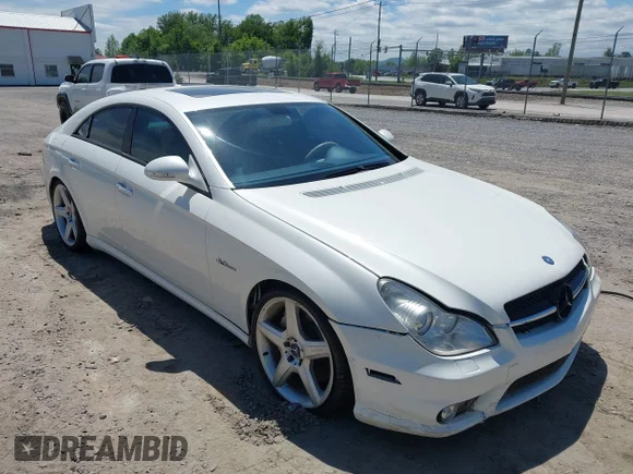 ✅ 2007 Mercedes-Benz CLS 63 AMG • VIN: WDDDJ77X67A098701 • Лот: 45112012. Опубликован ранее на IAAI с пробегом 157 916 миль. Бесплатный доступ к архиву аукционных продаж из США и подробный отчёт об истории автомобиля на DreamBid. Изображение 1.