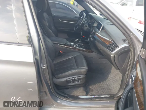 ✅ 2016 BMW X5 xDrive35d • VIN: 5UXKS4C54G0N13617 • Lot: 43519330. Listed on IAAI with 182,150 mi. Free auction sales archive from the USA and detailed vehicle history report at DreamBid. Image 5.