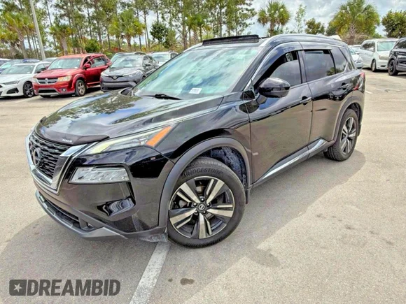 ✅ 2022 Nissan Rogue SL • VIN: 5N1BT3CAXNC710028 • Lot: 45696756. Wystawiony na Copart z przebiegiem 165 355 mil. Bezpłatny archiwum sprzedaży aukcyjnych z USA i szczegółowy raport historii pojazdu na DreamBid. Zdjęcie 2.