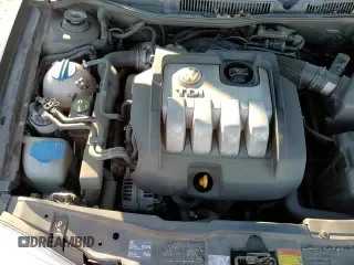 ✅ 2005 Volkswagen Golf GLS • VIN: 9BWGR61J054007261 • Lot: 83261134. Listed on Copart with 174,362 mi. Free auction sales archive from the USA and detailed vehicle history report at DreamBid. Image 13.