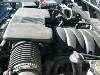 ✅ 2020 GMC Sierra 1500 SLE • VIN: 3GTU9BED0LG210421 • Лот: 41471994. Опубликован ранее на IAAI с пробегом 121 581 миль. Бесплатный доступ к архиву аукционных продаж из США и подробный отчёт об истории автомобиля на DreamBid. Изображение 20.