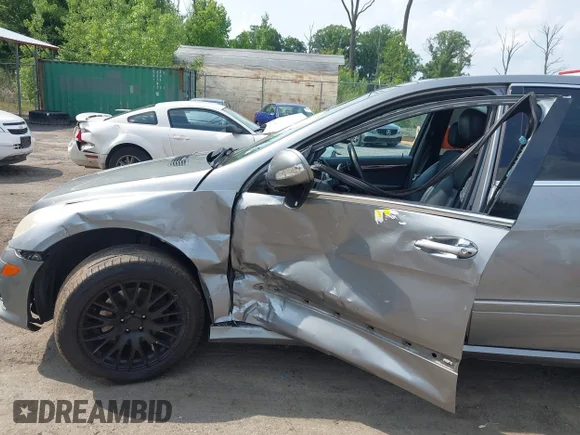 ✅ 2010 Mercedes-Benz R 350 • VIN: 4JGCB6FB1AA102272 • Lot: 45341861. Listed on IAAI with 257,035 mi. Free auction sales archive from the USA and detailed vehicle history report at DreamBid. Image 6.