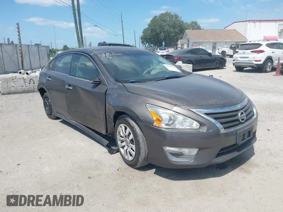 ✅ 2014 Nissan Altima SV • VIN: 1N4AL3AP3EC135137 • Лот: 44907745. Опубліковано раніше на IAAI з пробігом 201 480 миль. Безкоштовний доступ до архіву аукціонних продажів зі США та докладний звіт про історію автомобіля на DreamBid. Зображення 1.