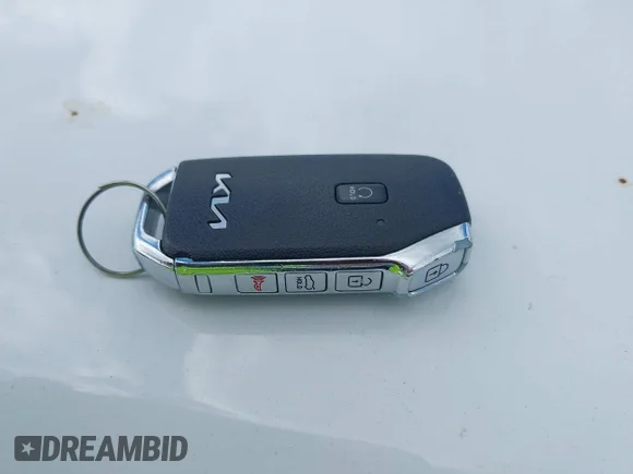 ✅ 2022 Kia K5 LXS • VIN: 5XXG14J26NG123262 • Lot: 43518322. Wystawiony na IAAI z przebiegiem 41 601 mil. Bezpłatny archiwum sprzedaży aukcyjnych z USA i szczegółowy raport historii pojazdu na DreamBid. Zdjęcie 11.