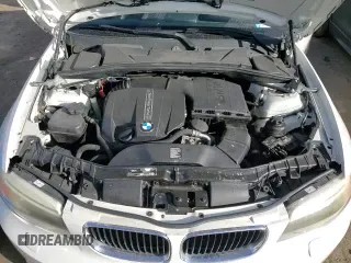 ✅ 2013 BMW 1 Series 135i • VIN: WBAUN7C57DVM27118 • Lot: 86964304. Wystawiony na Copart z przebiegiem 57 182 mil. Bezpłatny archiwum sprzedaży aukcyjnych z USA i szczegółowy raport historii pojazdu na DreamBid. Zdjęcie 13.