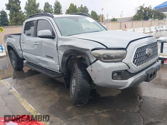 ✅ 2019 Toyota Tacoma SR5 • VIN: 3TMDZ5BN6KM072883 • Lot: 43438893. Wystawiony na IAAI z przebiegiem 54 302 mil. Bezpłatny archiwum sprzedaży aukcyjnych z USA i szczegółowy raport historii pojazdu na DreamBid. Zdjęcie 1.
