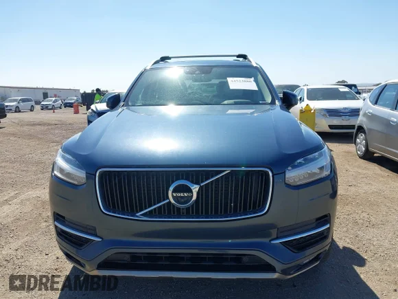 ✅ 2018 Volvo XC90 Momentum • VIN: YV4102PK9J1361825 • Lot: 44523880. Wystawiony na IAAI z przebiegiem 150 961 mil. Bezpłatny archiwum sprzedaży aukcyjnych z USA i szczegółowy raport historii pojazdu na DreamBid. Zdjęcie 6.