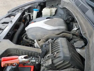 ✅ 2014 Hyundai Santa Fe • VIN: 5XYZWDLA8EG174613 • Лот: 43680209. Опубликован ранее на IAAI с пробегом 269 810 миль. Бесплатный доступ к архиву аукционных продаж из США и подробный отчёт об истории автомобиля на DreamBid. Изображение 19.