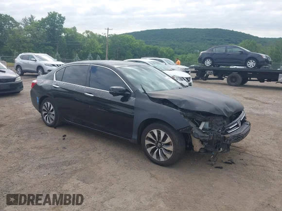 ✅ 2015 Honda Accord EX-L • VIN: 1HGCR6F5XFA008569 • Lot: 45321288. Listed on IAAI with 461,245 mi. Free auction sales archive from the USA and detailed vehicle history report at DreamBid. Image 1.