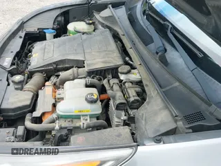 ✅ 2018 Kia Niro LX • VIN: KNDCB3LC6J5112515 • Лот: 43038330. Опубликован ранее на IAAI с пробегом 152 363 миль. Бесплатный доступ к архиву аукционных продаж из США и подробный отчёт об истории автомобиля на DreamBid. Изображение 19.