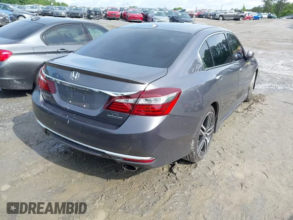 ✅ 2016 Honda Accord Touring • VIN: 1HGCR3F93GA012370 • Lot: 44992286. Wystawiony na IAAI z przebiegiem 152 285 mil. Bezpłatny archiwum sprzedaży aukcyjnych z USA i szczegółowy raport historii pojazdu na DreamBid. Zdjęcie 4.