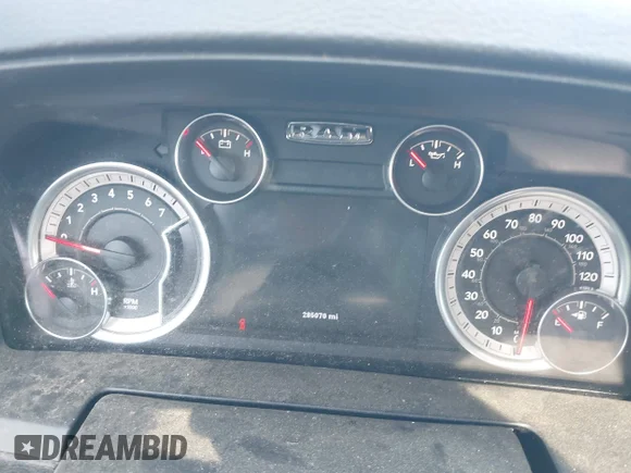 ✅ 2013 Ram 1500 Sport • VIN: 1C6RR7MTXDS710986 • Лот: 43223171. Опубликован ранее на IAAI с пробегом 285 070 миль. Бесплатный доступ к архиву аукционных продаж из США и подробный отчёт об истории автомобиля на DreamBid. Изображение 7.