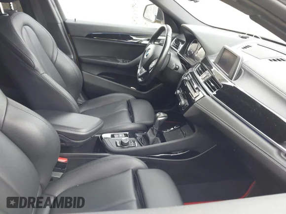✅ 2018 BMW X2 sDrive28i • VIN: WBXYJ3C3XJEJ84846 • Lot: 44006706. Wystawiony na IAAI z przebiegiem 79 112 mil. Bezpłatny archiwum sprzedaży aukcyjnych z USA i szczegółowy raport historii pojazdu na DreamBid. Zdjęcie 5.